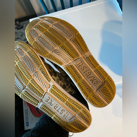 STRIKE MVMNT Traveller Slip-On Camo Shoes - Size 9.5 🔥🔥 VG Condition - Picture 6 of 8